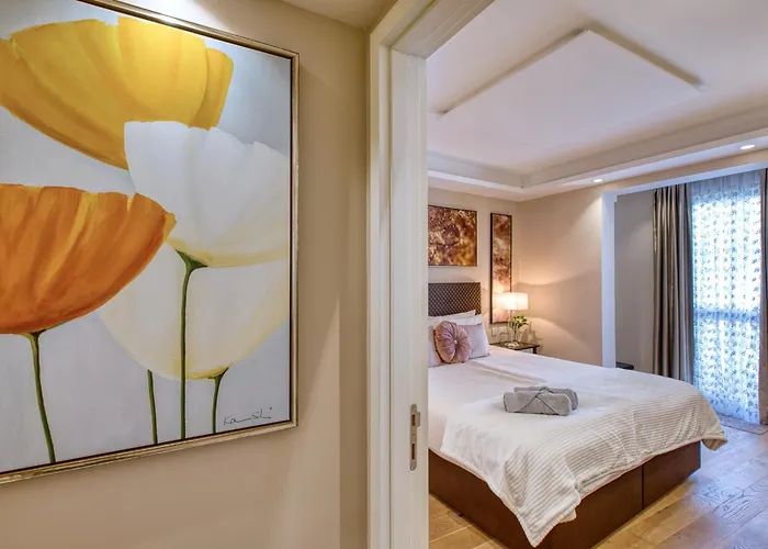 The Golden Mile Luxury Seafront In *