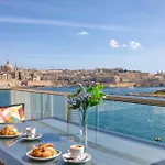 The Golden Mile Luxury Seafront In * Sliema