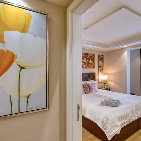 The Golden Mile Luxury Seafront In *