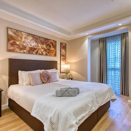 The Golden Mile Luxury Seafront In Apartament Sliema